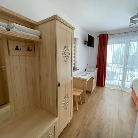 Krzesanica 3* 코스실리스코