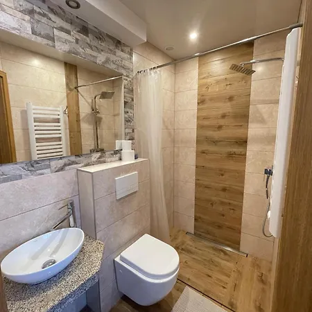 Krzesanica 홀리데이파크 3*